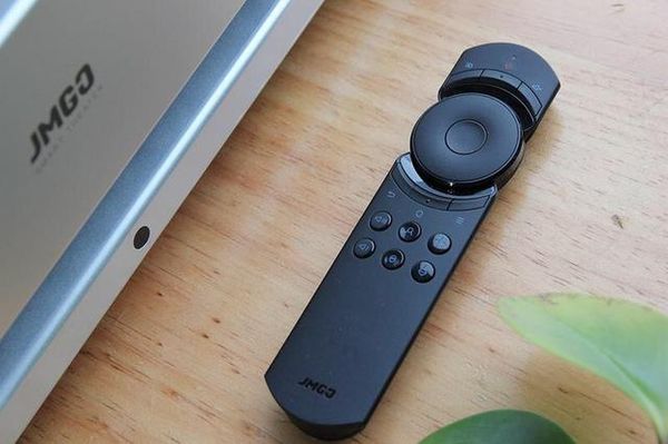 大屏新体验 白天照样清晰 坚果S2激光电视体验